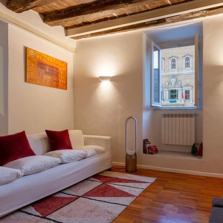 Casa Cristina In Piazza Farnese Apartment Rome Bagian luar foto